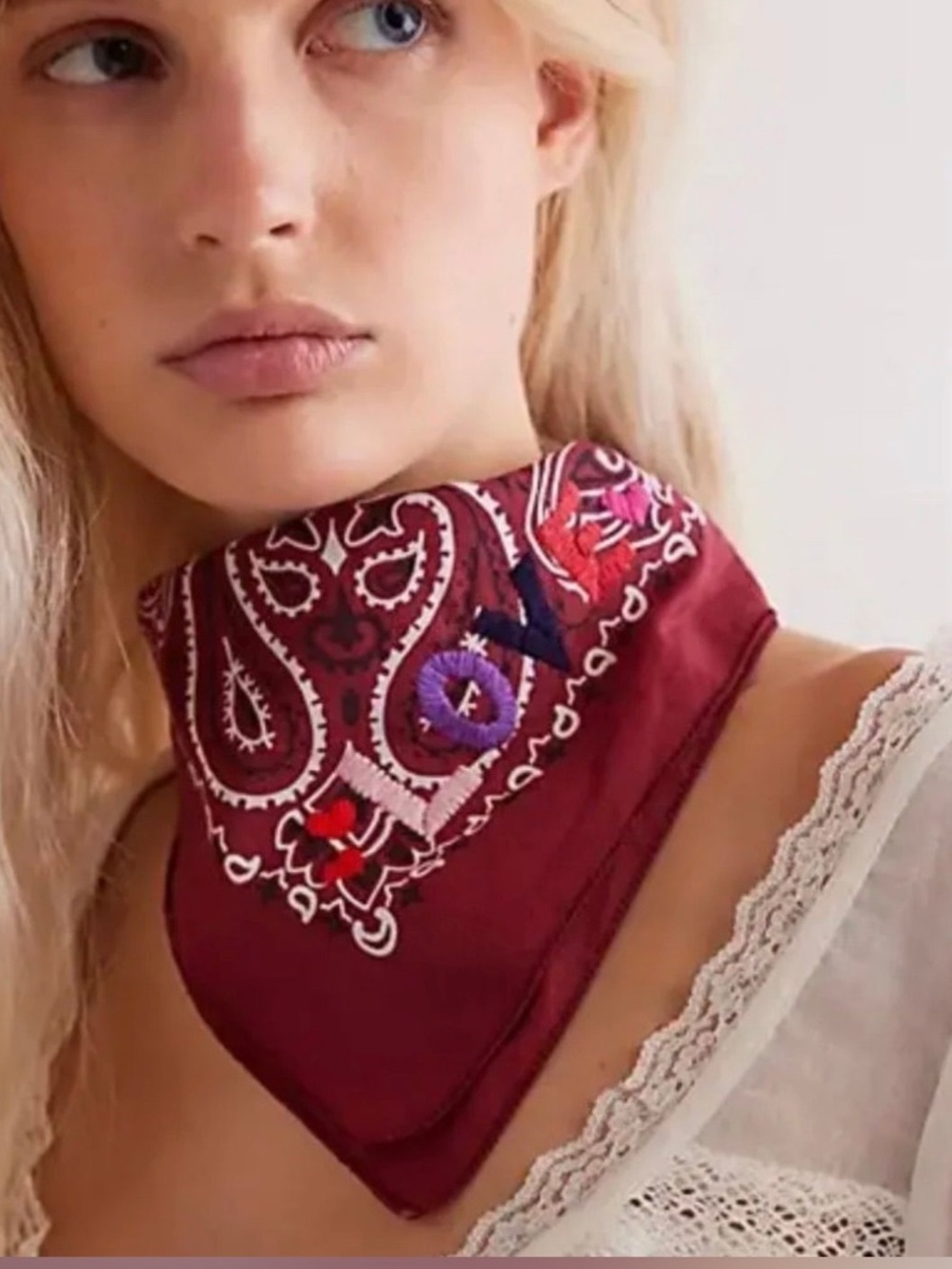 New Free People Call It Your Name
Bandana - Bordeaux/Navy NWOT